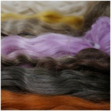 Локоны золотисто-русые (коза ангора)