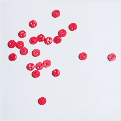 Пуговицы 4мм красные (20 шт.)